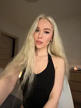 xDinnax online show from 11.08.25