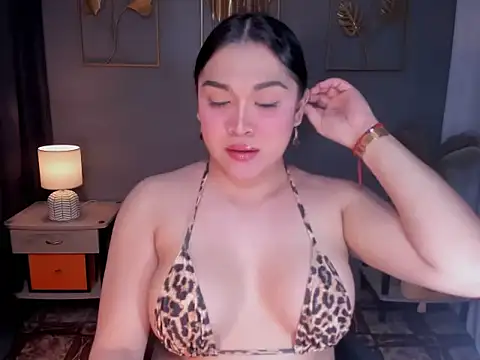 MaxeneCullens online show from 10.14.25