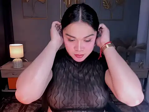 MaxeneCullens online show from 10.31.25