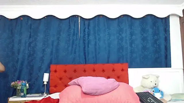 LADYSLAVEXXX online show from 10.03.25