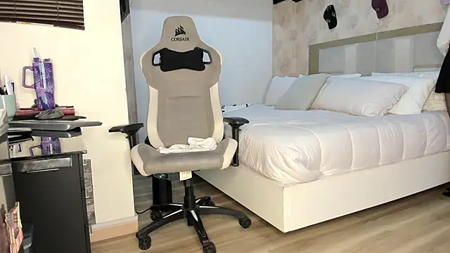 stefializon online show from 11.28.25