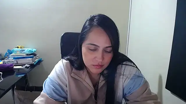 Snapshot of kendall_52 chatting on 02.11.25 kendall 52 online show from 02.11.25