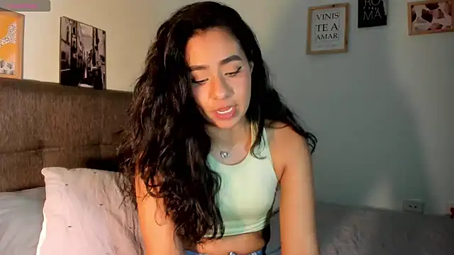 Snapshot of valeryvegas_2 chatting on 09.19.25 valeryvegas 2 online show from 09.19.25