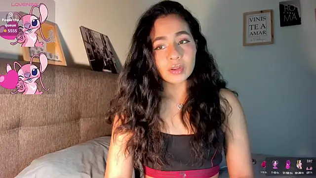 Snapshot of valeryvegas_2 chatting on 09.21.25 valeryvegas 2 online show from 09.21.25