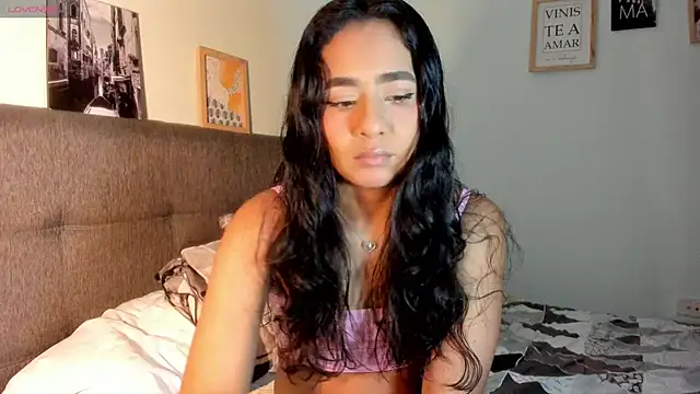 Snapshot of valeryvegas_2 chatting on 09.29.25 valeryvegas 2 online show from 09.29.25