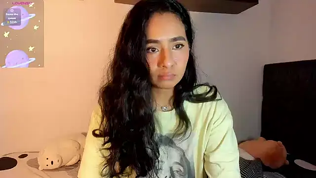 Snapshot of valeryvegas_2 chatting on 10.26.25 valeryvegas 2 online show from 10.26.25