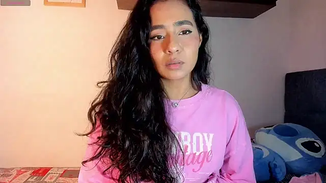 Snapshot of valeryvegas_2 chatting on 10.28.25 valeryvegas 2 online show from 10.28.25