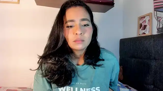 Snapshot of valeryvegas_2 chatting on 11.15.25 valeryvegas 2 online show from 11.15.25