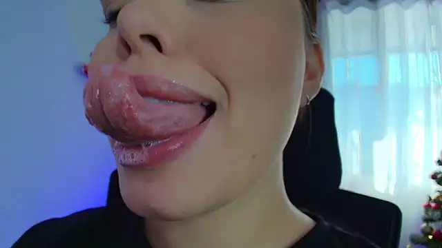 Snapshot of lisbet21x chatting on 12.07.24 lisbet21x online show from 12.07.24