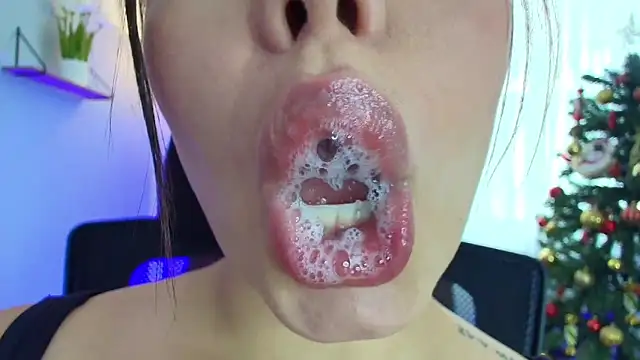 Snapshot of lisbet21x chatting on 01.09.25 lisbet21x online show from 01.09.25