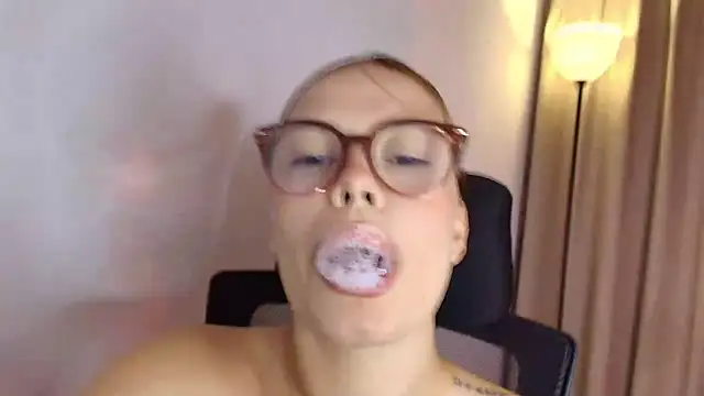 lisbet21x online show from 03.05.26