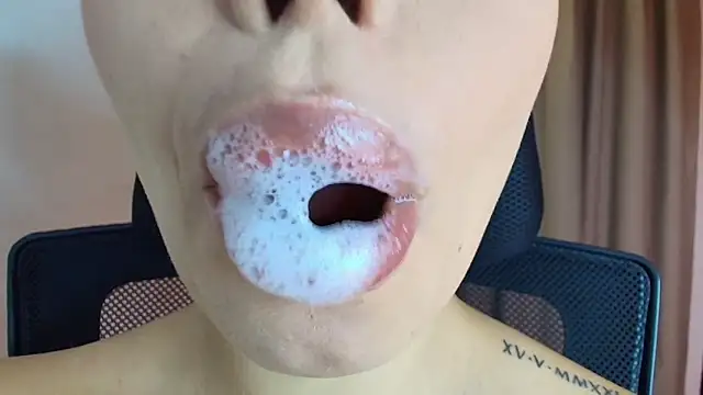 lisbet21x online show from 04.06.26