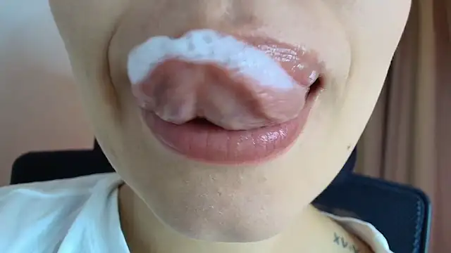 lisbet21x online show from 04.12.26