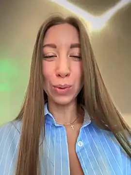 EvaCatt online show from 11.23.25