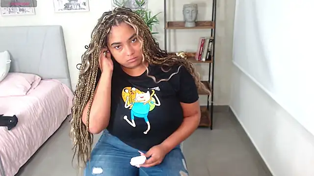 Kenya--Buhle online show from 02.12.25