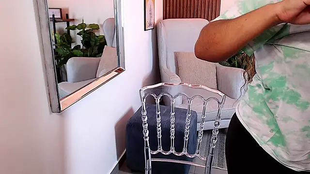 Kenya--Buhle online show from 02.18.25