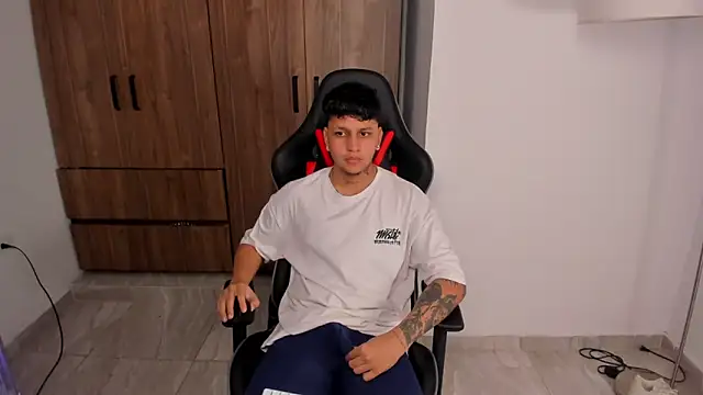 Jake simons online show from 09.30.25