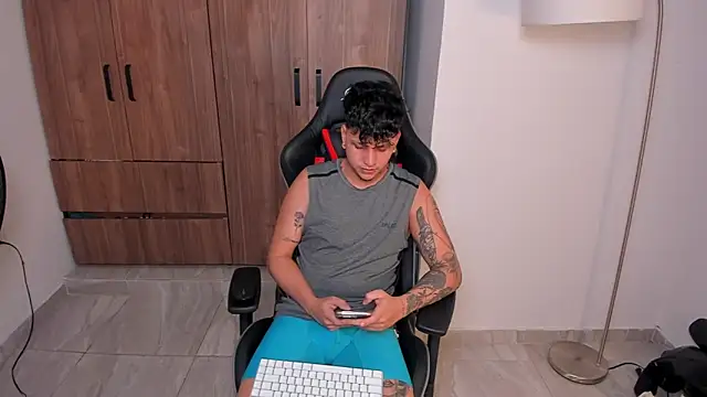 Jake simons online show from 11.28.25