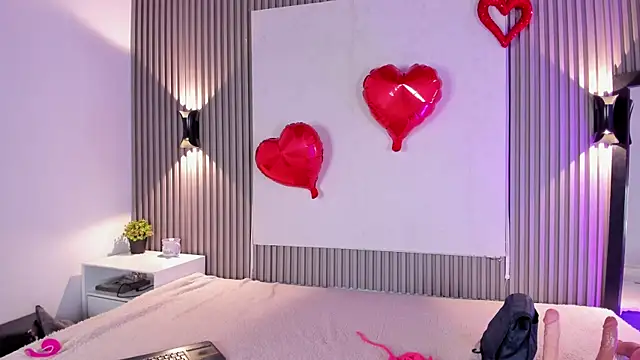 Snapshot of Zafiiraa chatting on 02.15.26 Zafiiraa online show from 02.15.26