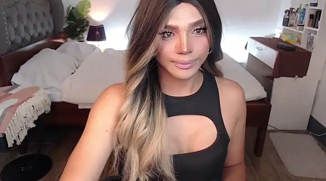 liaa lurrecams online show from 03.19.25