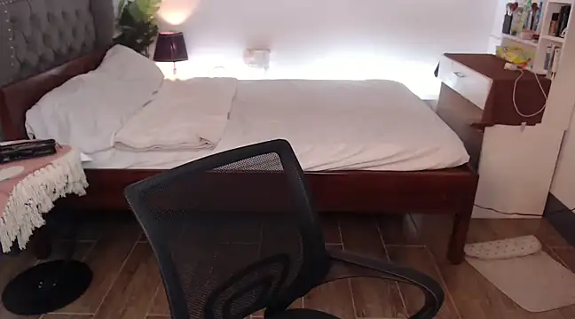 liaa lurrecams online show from 03.21.25