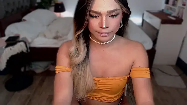 liaa lurrecams online show from 10.21.25