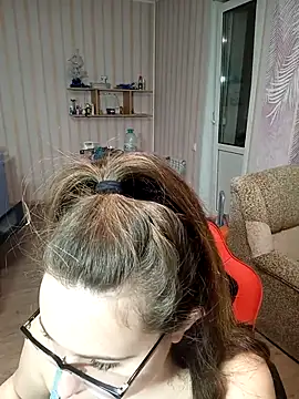 DienkaGreen online show from 02.25.25