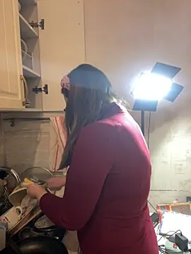 DienkaGreen online show from 11.23.25