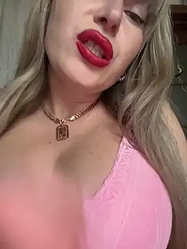 Snapshot of Kittenforyou chatting on 02.06.26 Kittenforyou online show from 02.06.26