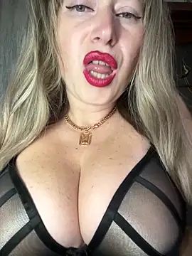 Snapshot of Kittenforyou chatting on 02.20.26 Kittenforyou online show from 02.20.26