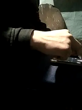 Wero4200 online show from 12.15.25