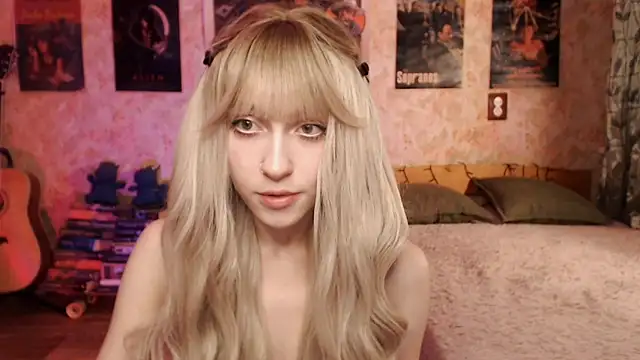 Friendly Ellie online show from 03.05.25