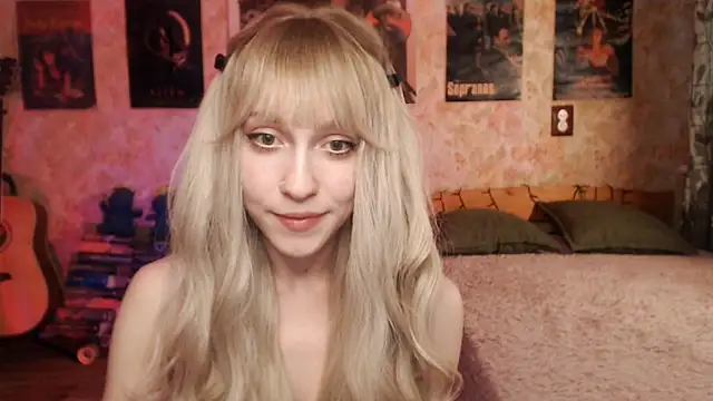 Friendly Ellie online show from 03.12.25