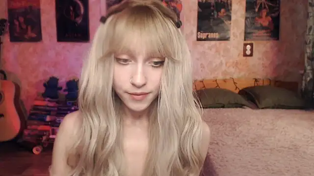 Friendly Ellie online show from 03.21.25