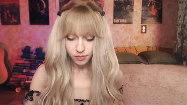 Friendly Ellie online show from 03.21.25