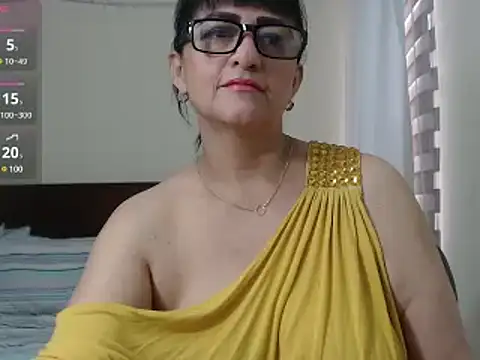 Snapshot of ISABEEL_SOFIA01 chatting on 02.21.25 ISABEEL SOFIA01 online show from 02.21.25
