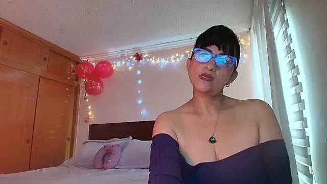 Snapshot of ISABEEL_SOFIA01 chatting on 02.22.26 ISABEEL SOFIA01 online show from 02.22.26