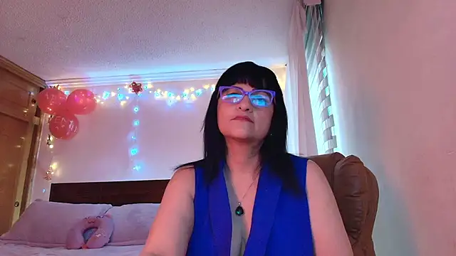 Snapshot of ISABEEL_SOFIA01 chatting on 02.24.26 ISABEEL SOFIA01 online show from 02.24.26