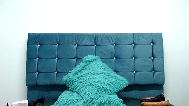 valentinaricothx online show from 12.16.25