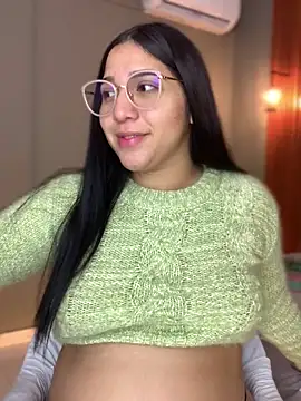 Snapshot of Amandanauty chatting on 12.25.24 Amandanauty online show from 12.25.24