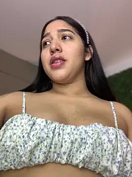 Snapshot of Amandanauty chatting on 01.19.25 Amandanauty online show from 01.19.25