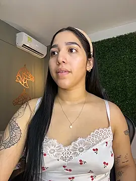 Amandanauty online show from 12.19.25