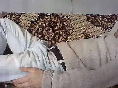 Snapshot of aroj95 chatting on 01.12.26 aroj95 online show from 01.12.26