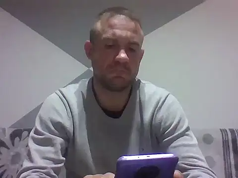 Snapshot of aroj95 chatting on 04.02.26 aroj95 online show from 04.02.26