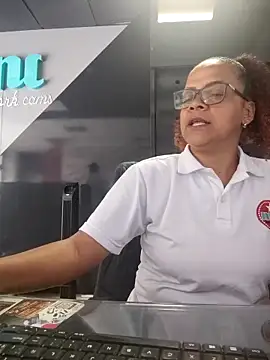 BayleyBanks online show from 04.08.26