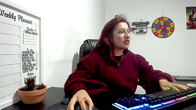 Scarlett Sen online show from 12.13.24