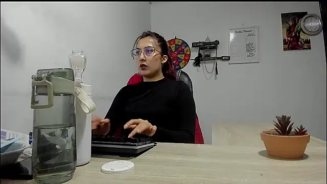 Scarlett Sen online show from 03.11.25