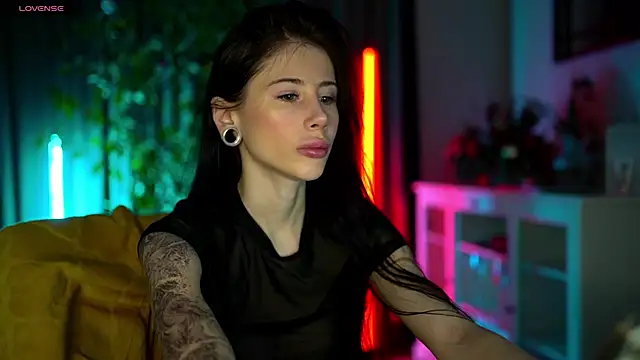 Your Nicolett online show from 02.18.25