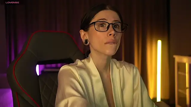 Your Nicolett online show from 12.17.25