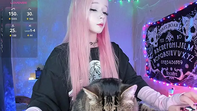 Misty Shadow online show from 10.26.25